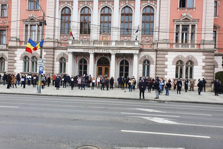 Avocatul Radu Chiriță cheamă la luptă pentru avocatul Robert Roșu, condamnat în dosarul Ferma Băneasa. Sunt suspiciuni