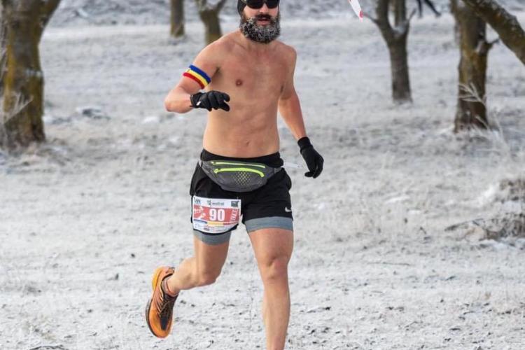 Alergătorul la bustul gol nu a renunțat la sport! El promovează mișcarea chiar și la -20 de grade Celsius - FOTO   