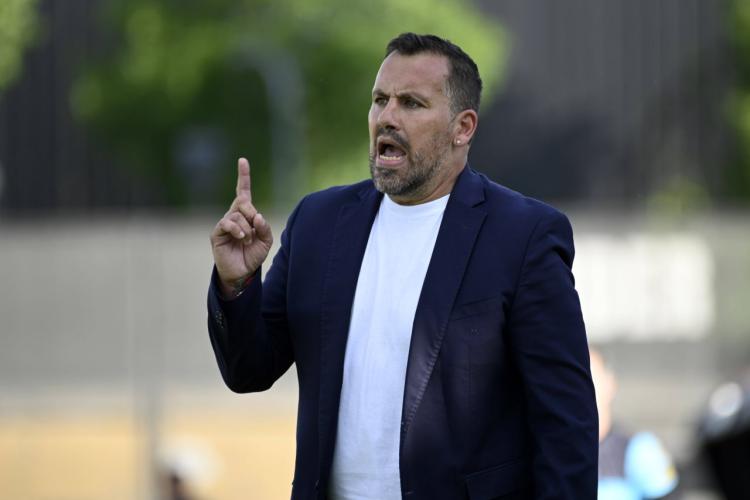 Fost atacant CFR Cluj, premiat ca antrenor. Lucrează cu echipa în care au jucat Messi și Maradona: „Sunt aici pentru a-mi îndeplini un vis”