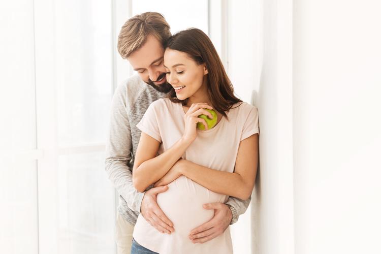 Șansa la un miracol: Statul îți plătește fertilizarea in vitro! Programul revine cu vouchere de până la 15.000 lei pentru 10.000 de cupluri