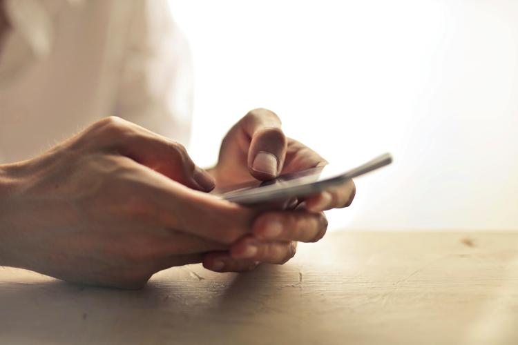 Cum să te folosești de un marketplace pentru a-ți lansa afacerea online?
