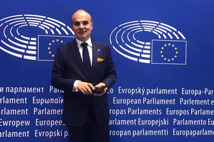 Rareș Bogdan dezvăluie ce se află pe agenda Parlamentului European în următoarele 24 de ore. ”Teme fierbinți”