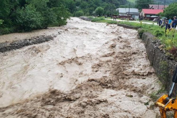 Avertizare COD GALBEN de inundații la Cluj pe mai multe râuri. Ce perioadă și zonă este vizată