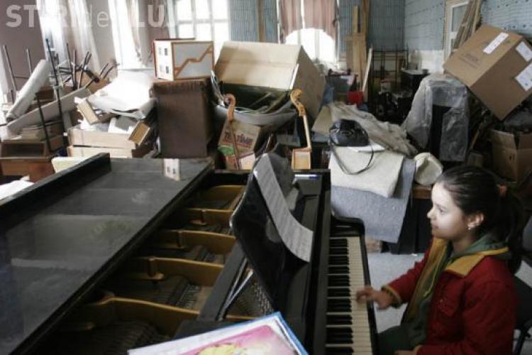 Franciscanii s-au lacomit si au dat afara Liceul de Muzica "Sigismund Toduta"! Vezi cat au cerut chirie  VIDEO